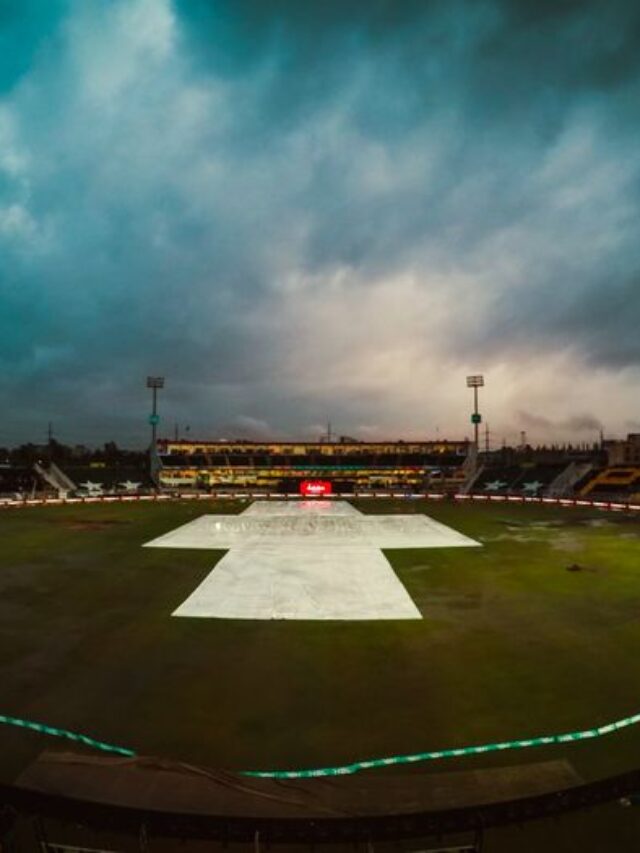 Lahore Qalandar vs Peshawar Zalmi match has been rained out